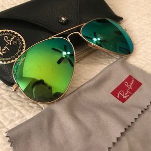 Ray-Ban Aviator Green Flash Lens Matte Gold Frame